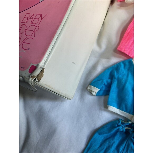 VTG Mattel Baby Tender Love Baby Doll Case 60s 70s Outfits Accessories - Picture 8 of 14